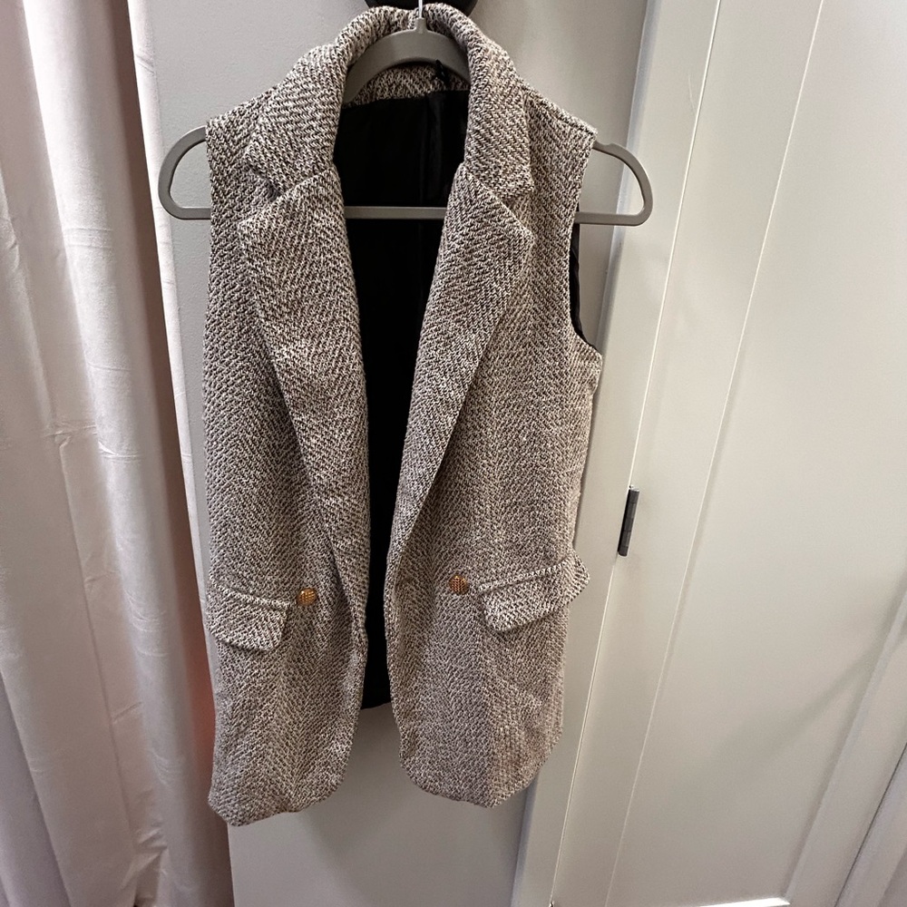 Preppy vest